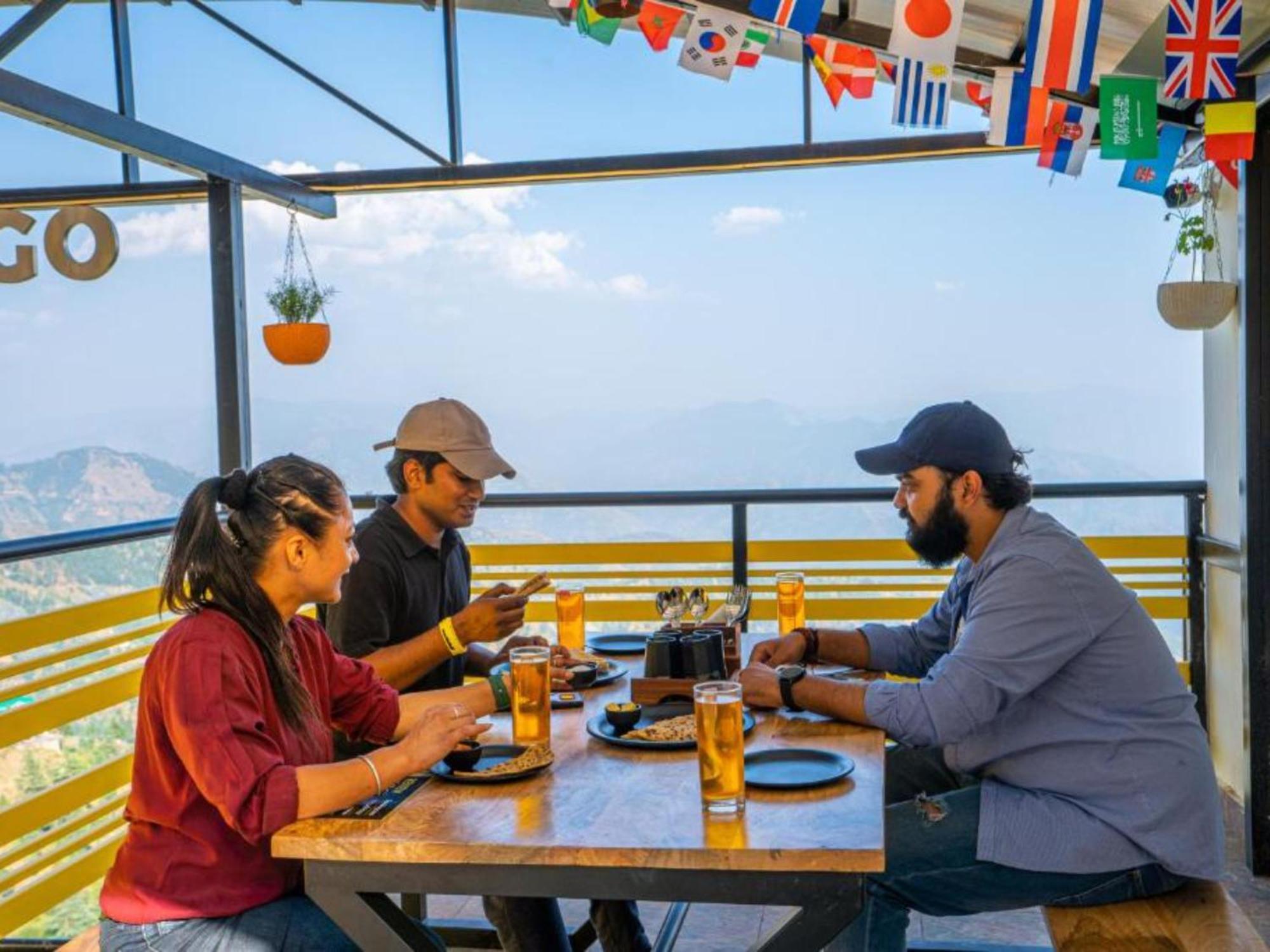 The Hosteller Kufri, Shimla Екстериор снимка