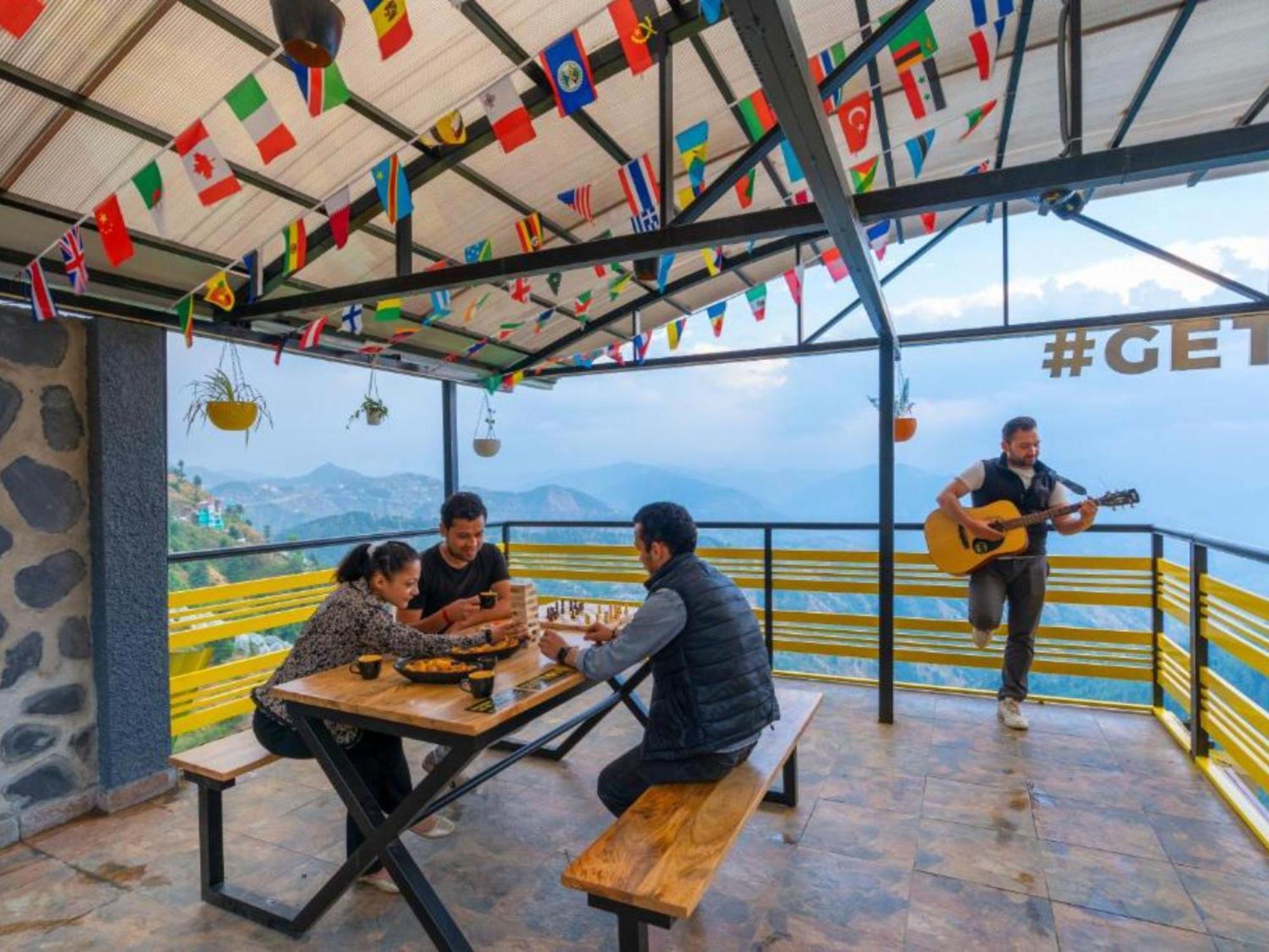 The Hosteller Kufri, Shimla Екстериор снимка